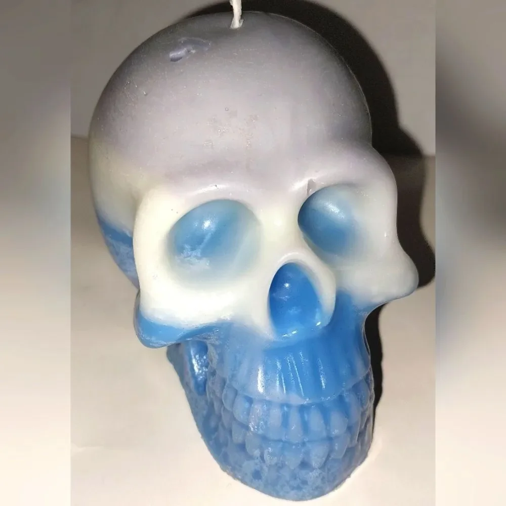 Hand crafted limited edition from our raging skull candle collection